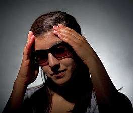 Tinted lenses for Migraines (G.L. Kohuth/Michigan State Univ.)