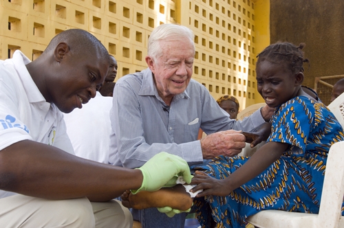 Jimmy Carter at African clinic