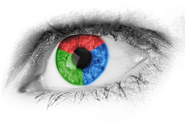 Red-blue-green eye