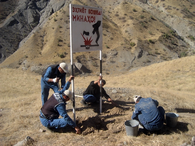 Land mine detection team, Tajikistan 2014